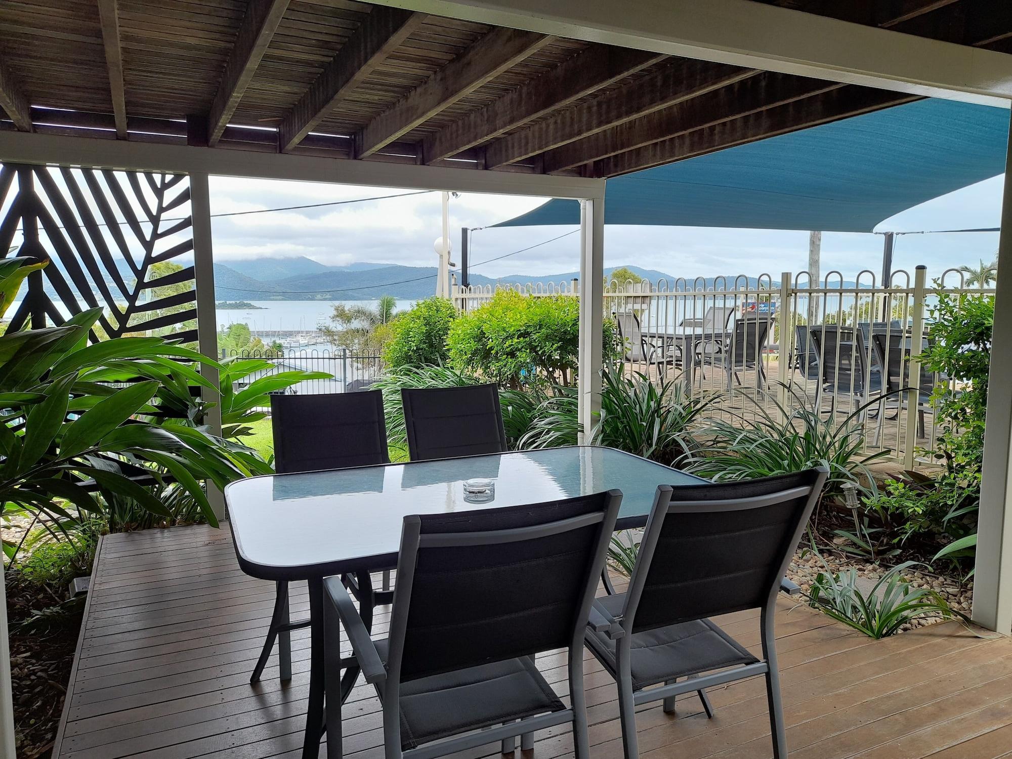 Airlie Apartments Airlie Beach Eksteriør bilde